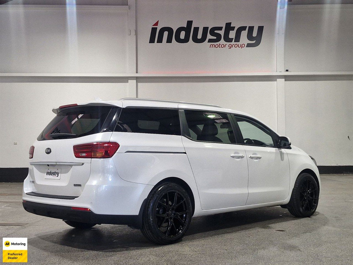 Kia Carnival (2020) on BGW Compton