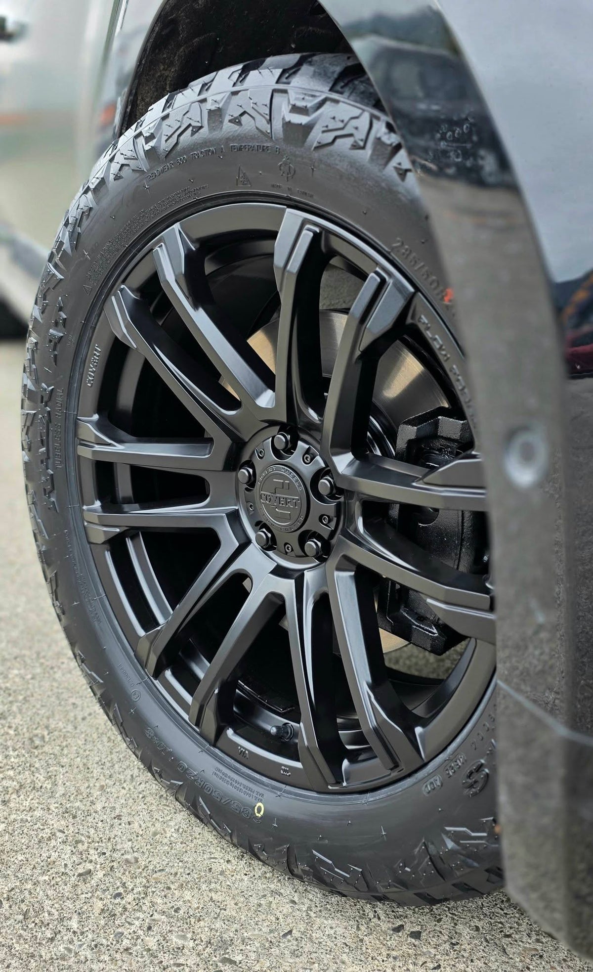 Kia EV9 (2025) on Covert RV4