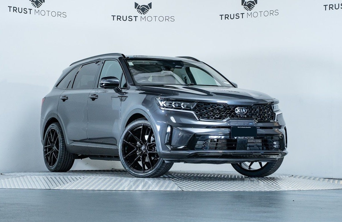 Kia Sorento (2021) on BGW Toretto