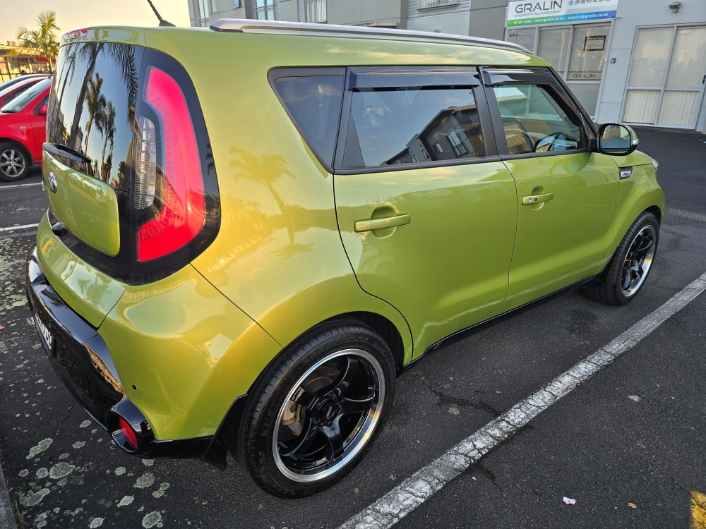 Kia Soul (2016) on BGW Fury
