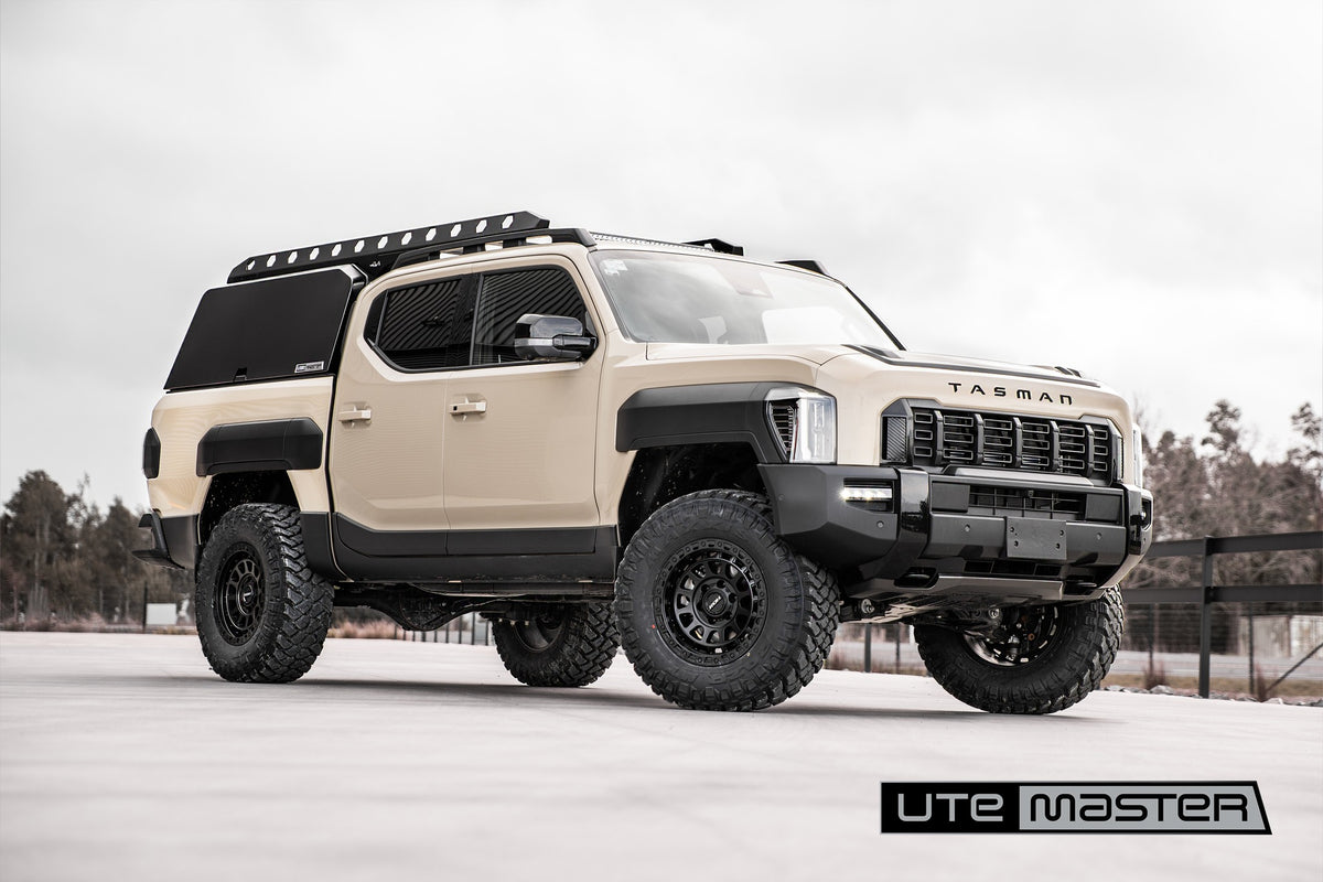 Kia Tasman X-Pro (2025) on ROH Assault