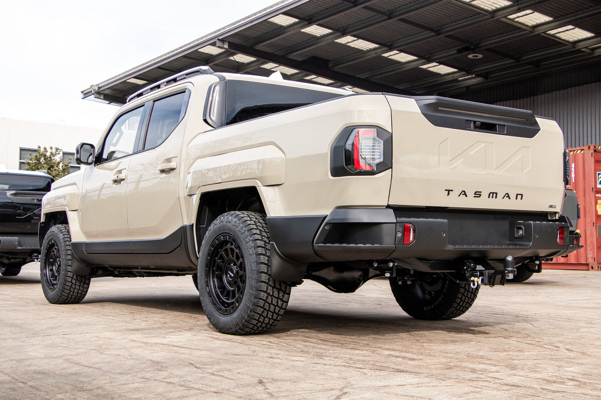 Kia Tasman (2025) on ROH Assault