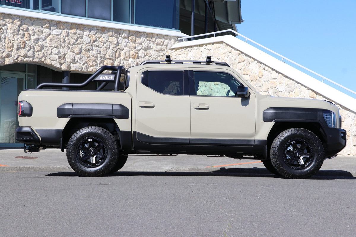 Kia Tasman X-Pro (2025) on ROH Rock 6