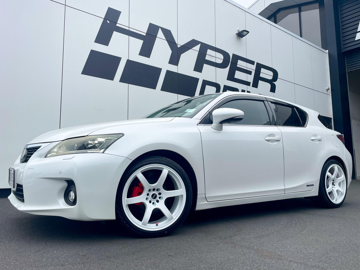 Lexus CT200h (2012) on BGW DC Tanaka
