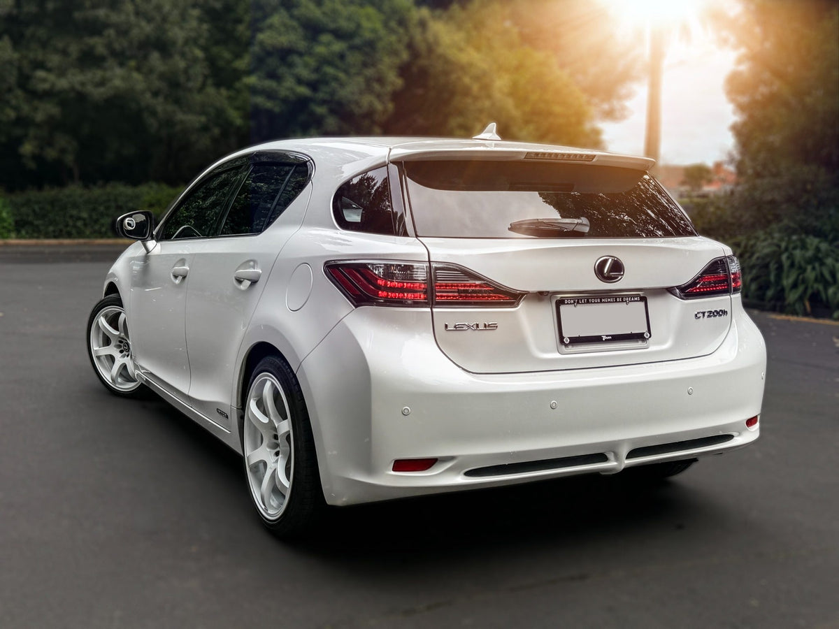 Lexus CT200h (2012) on BGW DC Tanaka