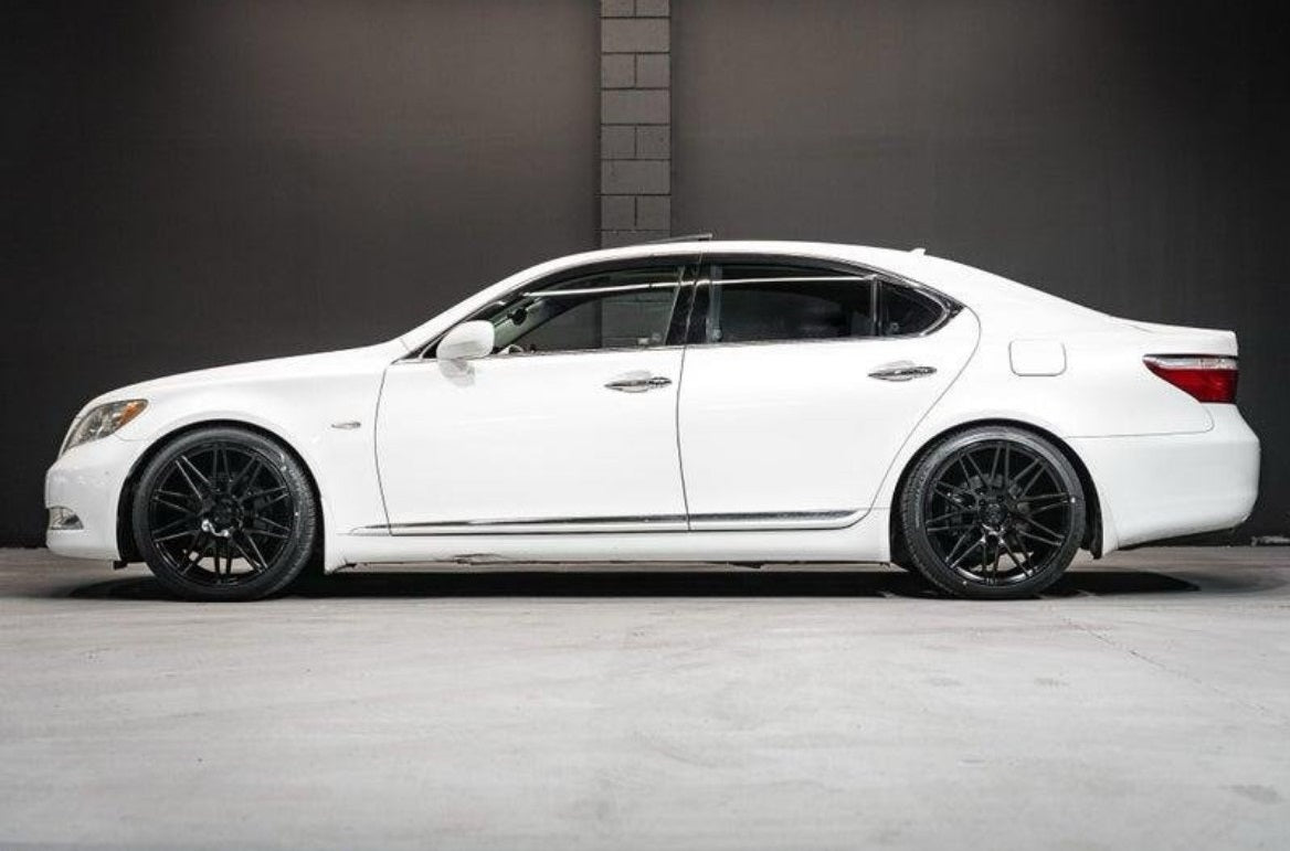 Lexus LS460 (2006) on Covert CV8