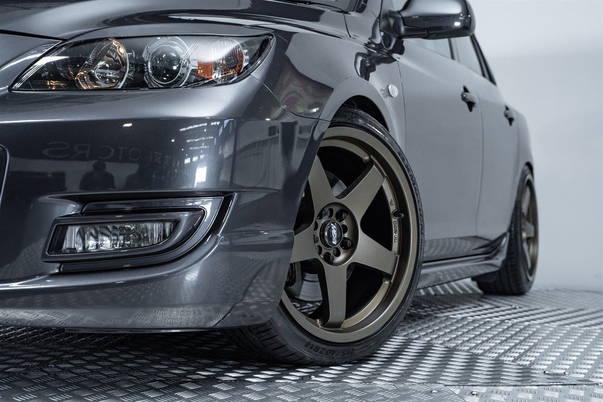 Mazda 3 (2006) on BGW DC Five