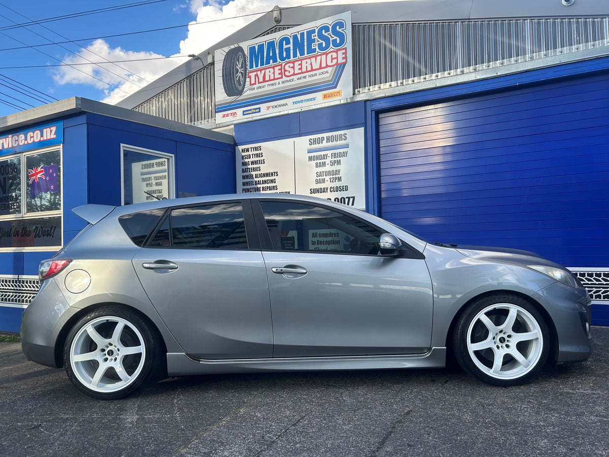 Mazda 3 (2012) on BGW DC Tanaka