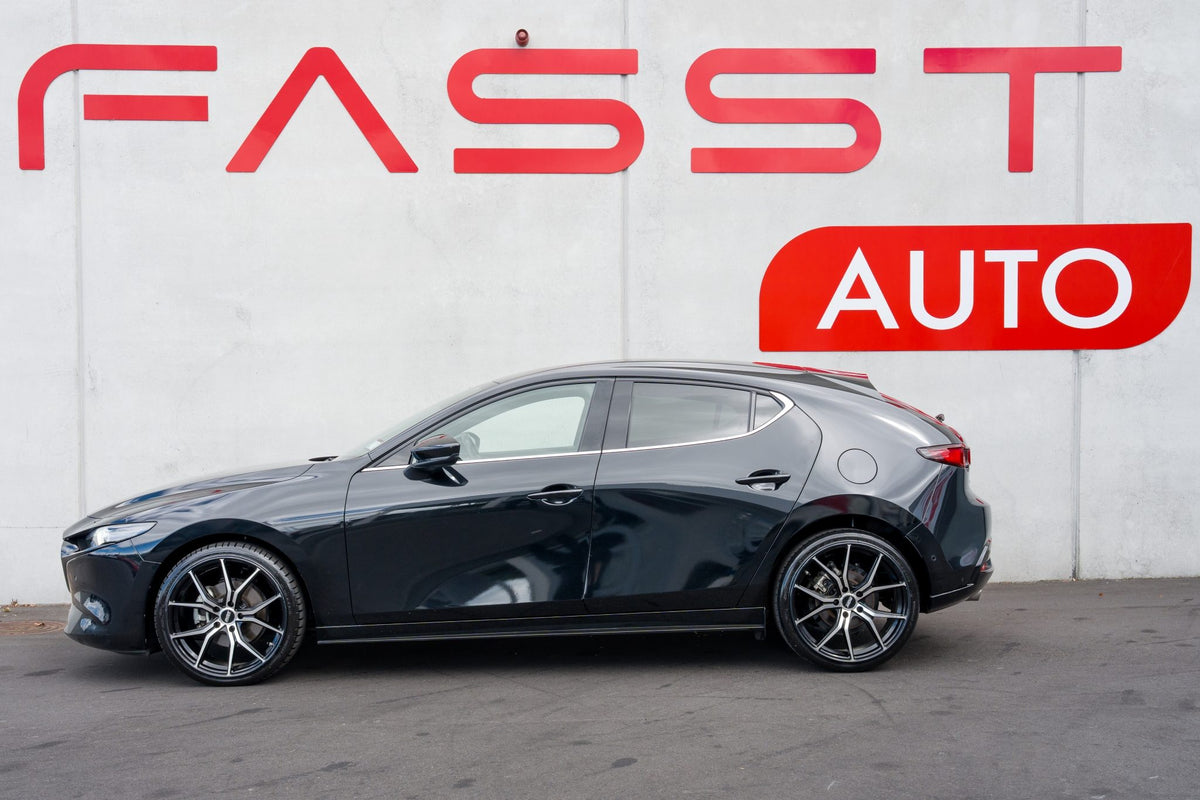 Mazda 3 (2021) on BGW Compton