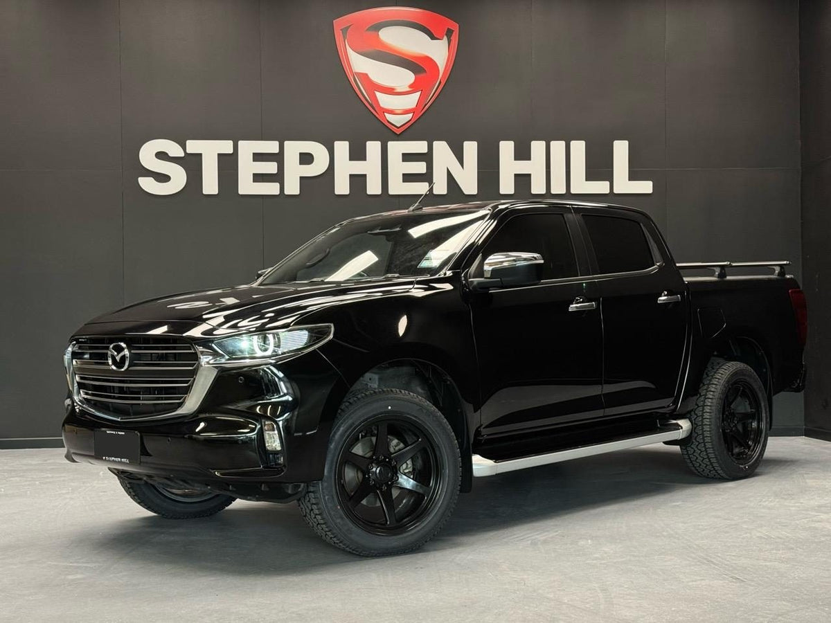 Mazda BT50 (2021) on BGW Escobar