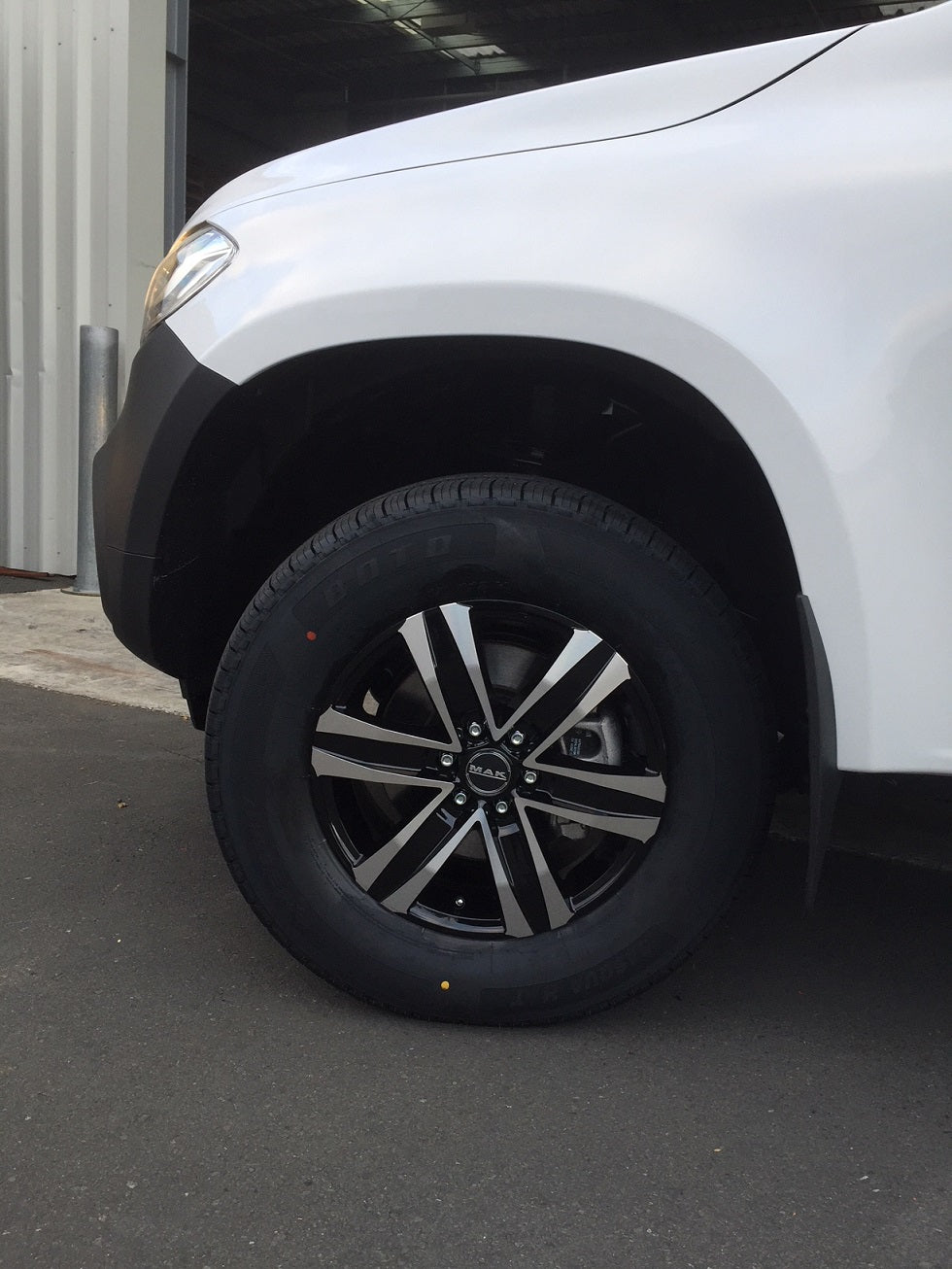 Mercedes X Class on MAK Stone6