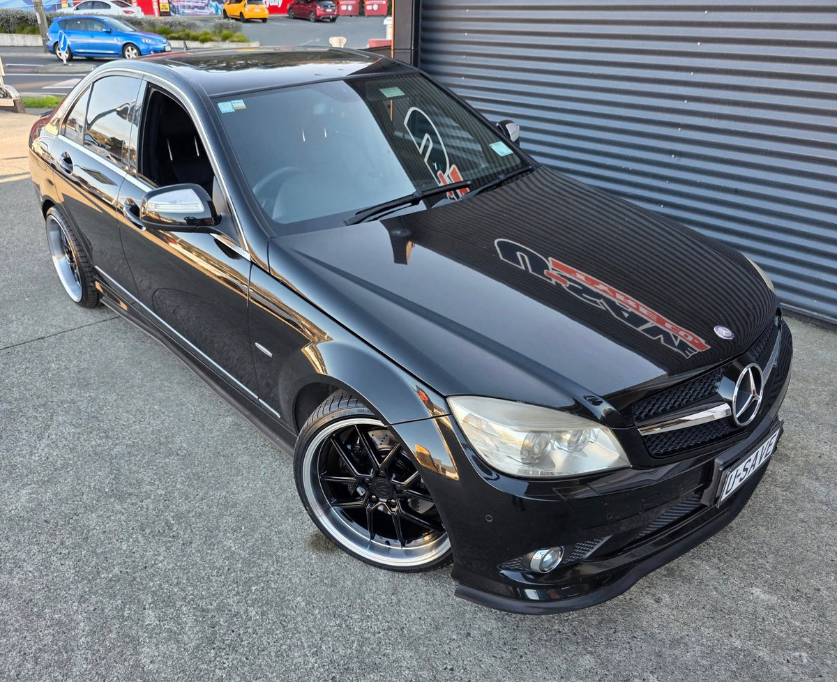 Mercedes Benz C300 on Covert CV4