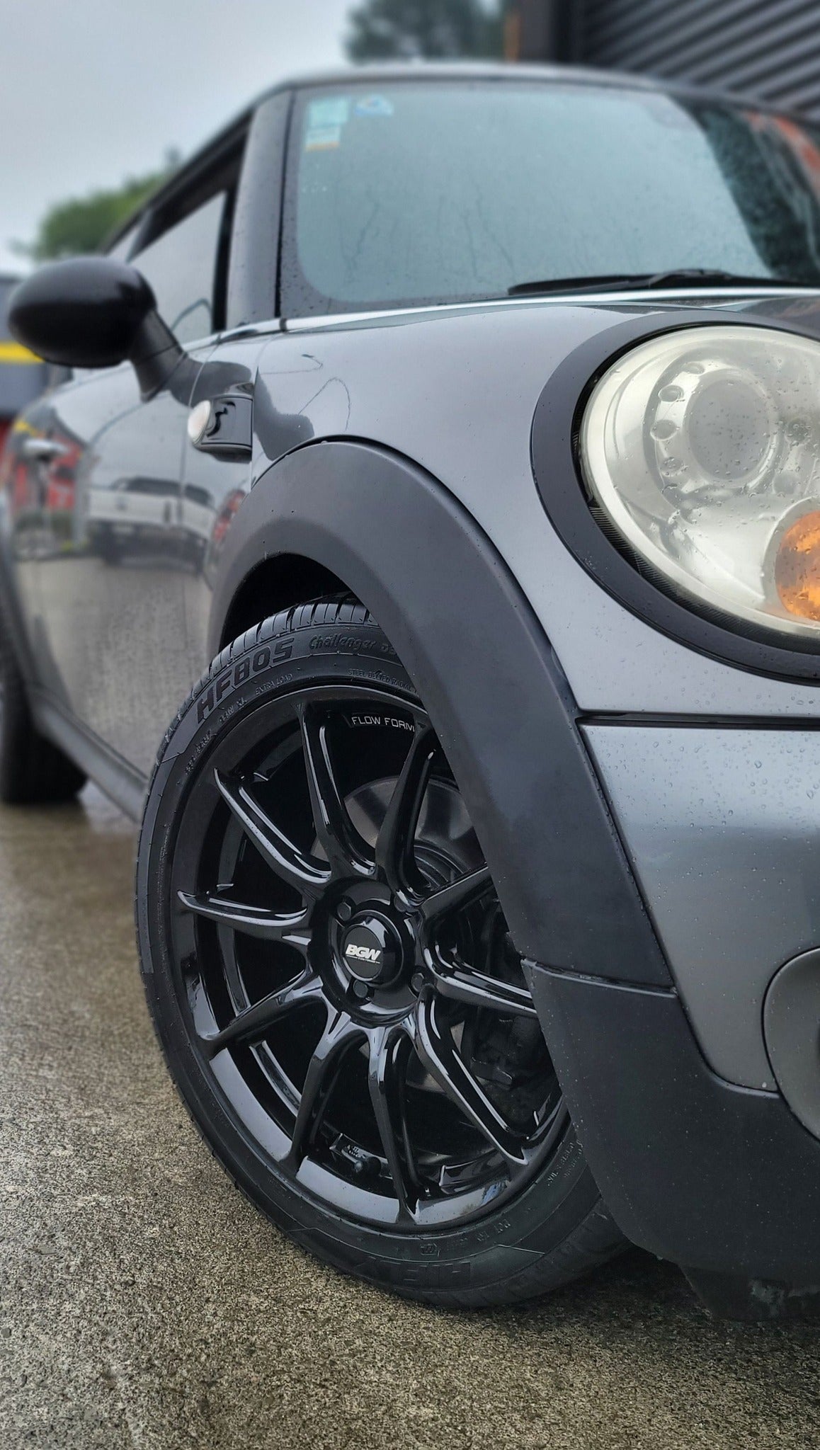 Mini Cooper S on BGW Hampton