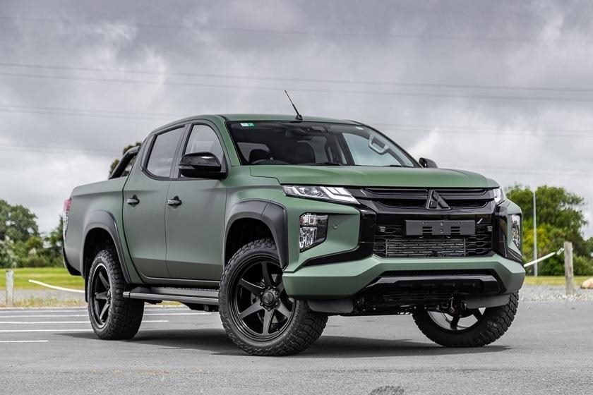 Mitsubishi Triton (2020) on BGW Escobar