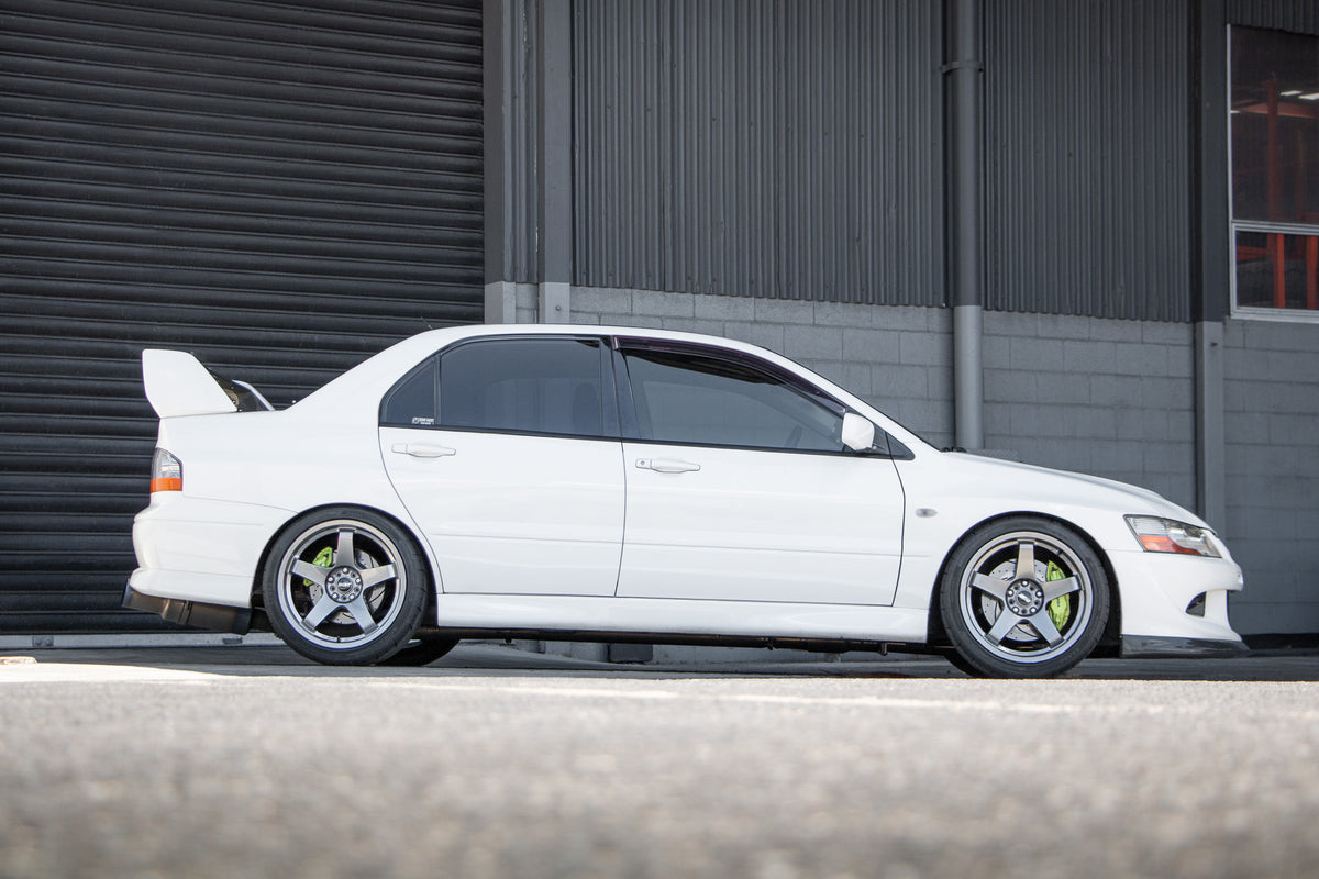 Mitsubishi EVO 8 (2003) on BGW DC Five