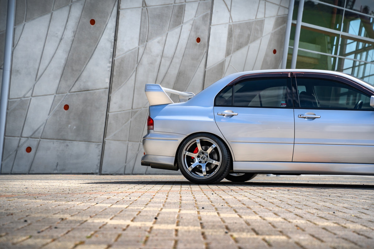 Mitsubishi Lancer Evolution 7 (2001) on BGW DC Tanaka