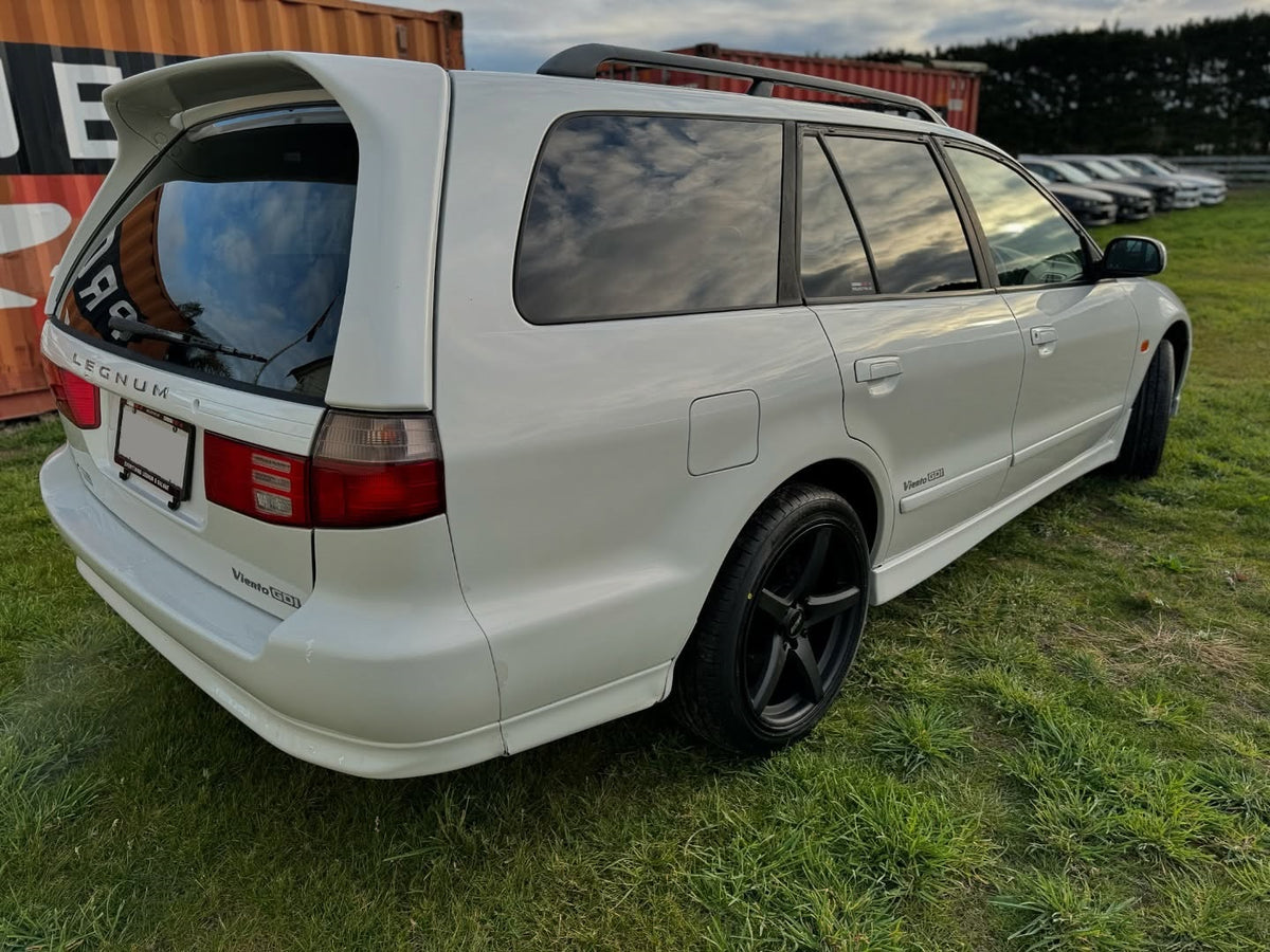 Mitsubishi Legnum (1998) on BGW Apex