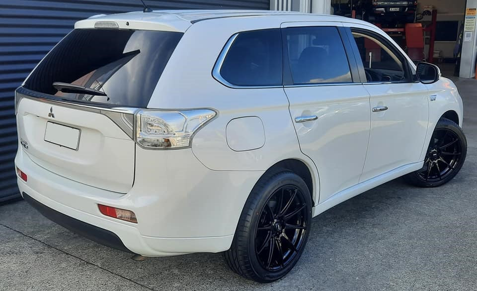 Mitsubishi Outlander (2014) on BGW Circuit