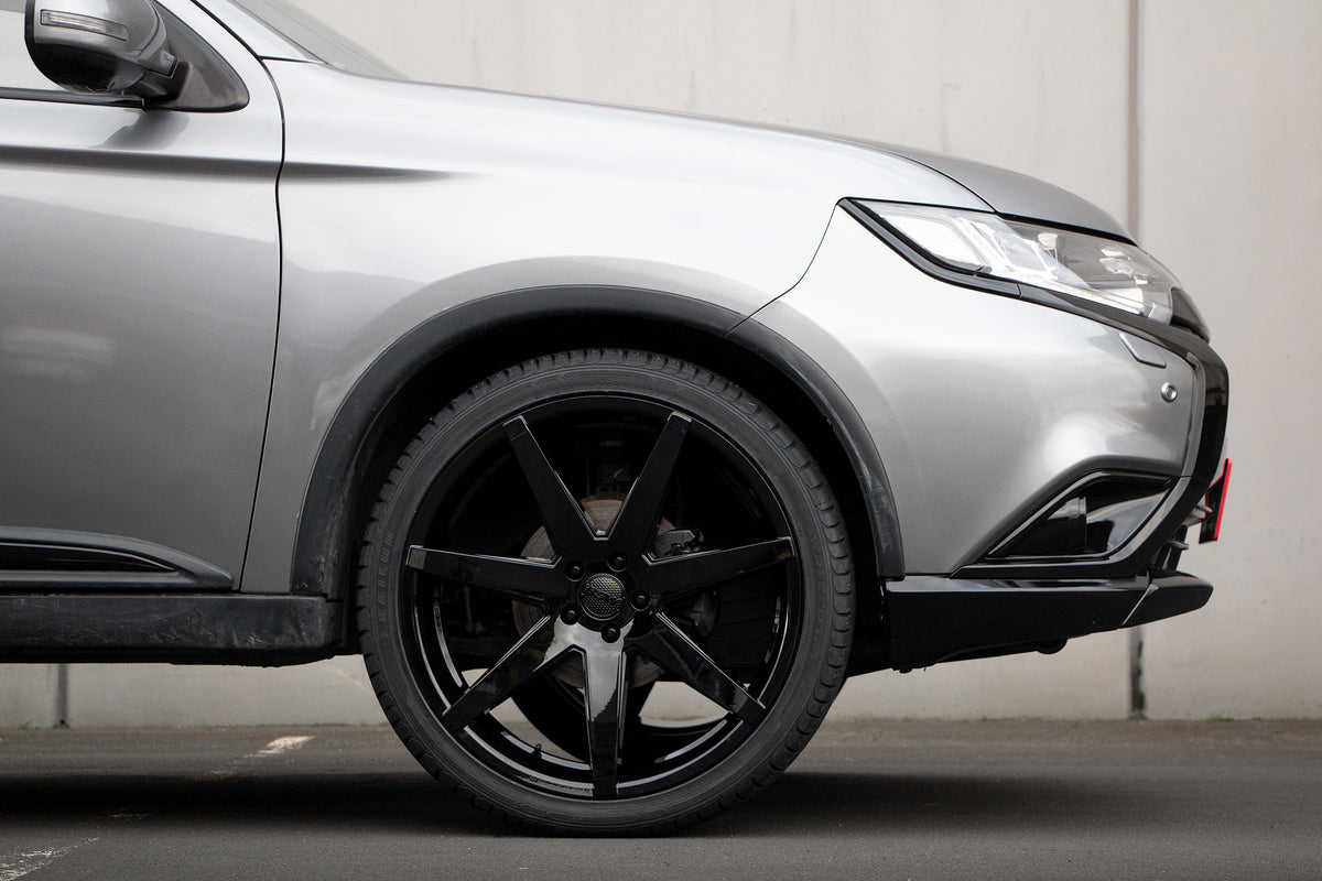 Mitsubishi Outlander (2017) on BGW Mansell