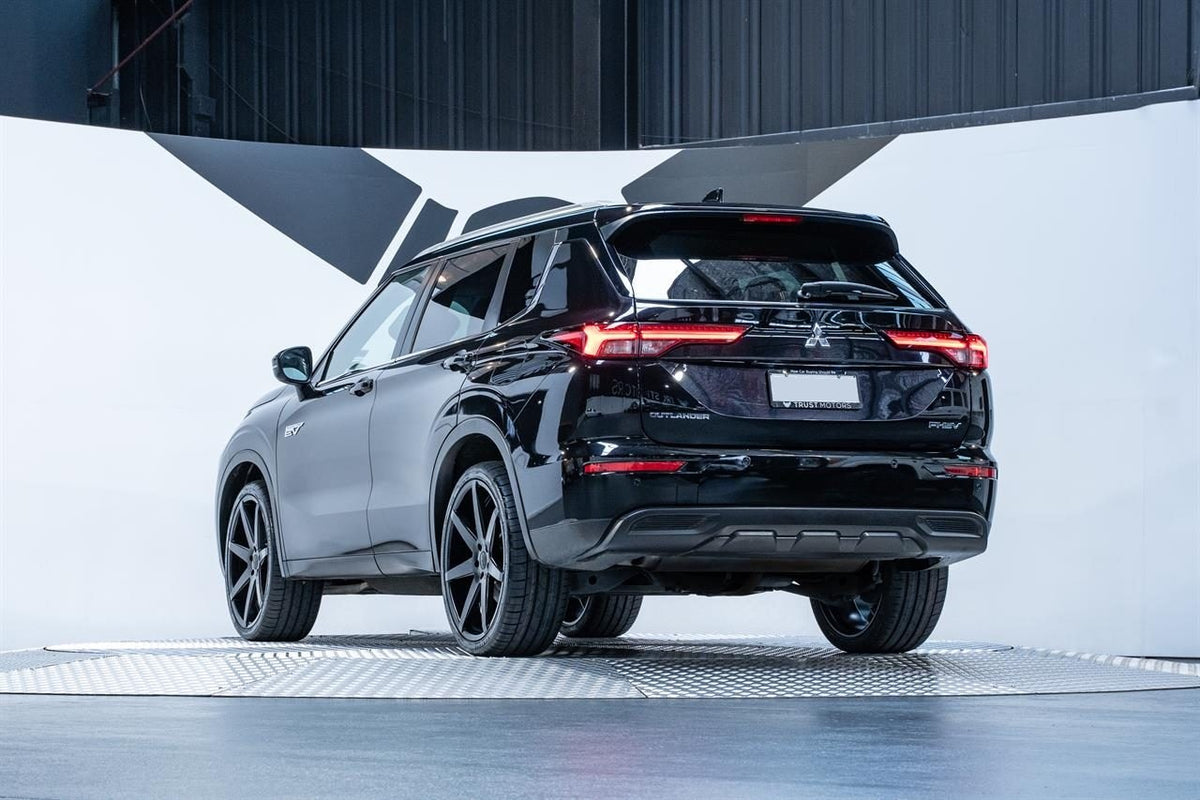 Mitsubishi Outlander (2022) on BGW Mansell