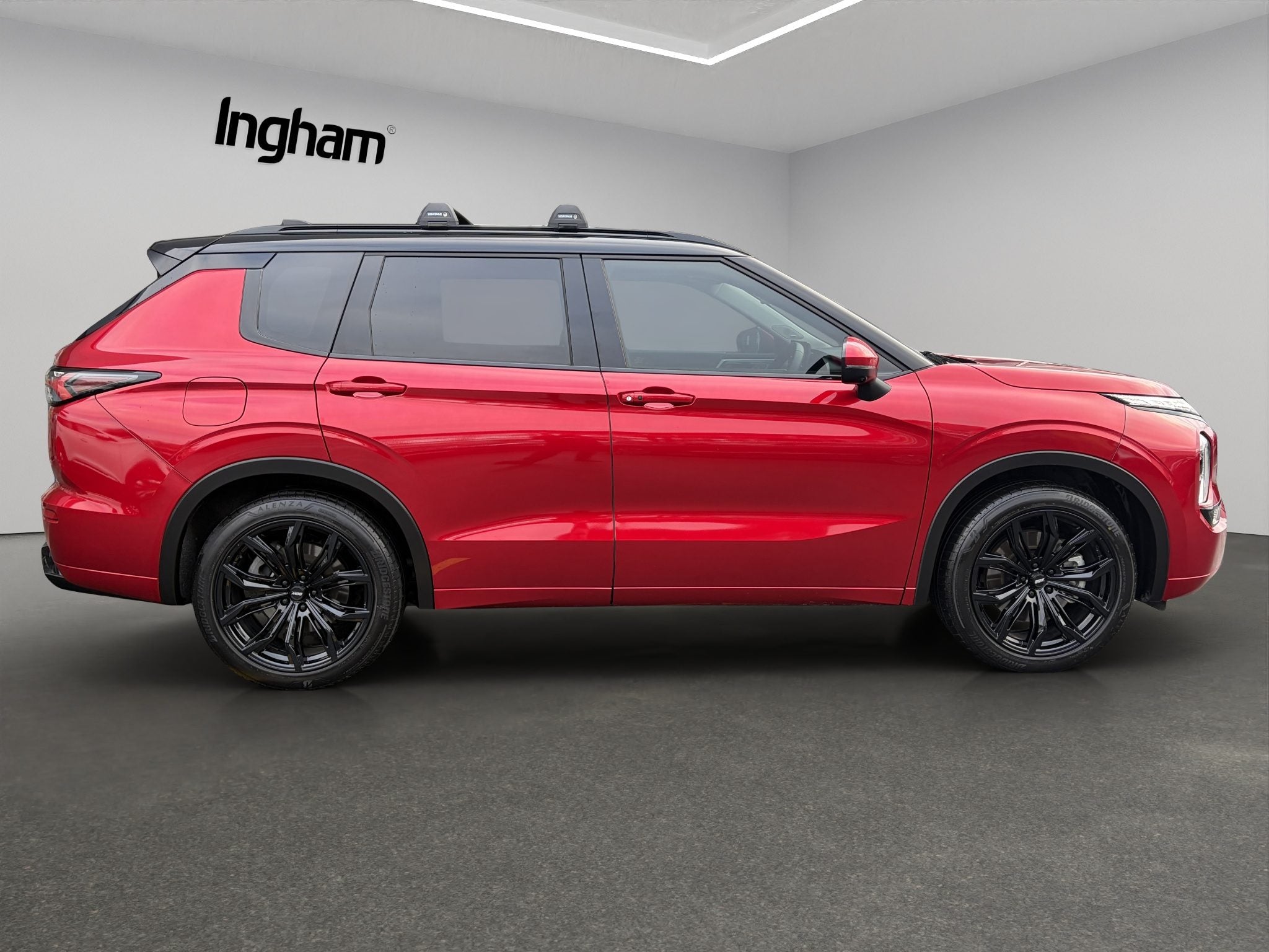 Mitsubishi Outlander (2025) on BGW Black Widow