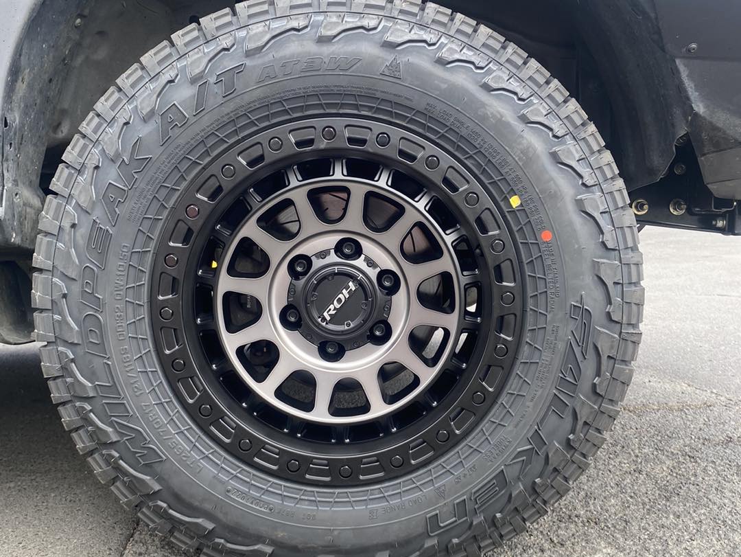 Mitsubishi Triton ROH Assault