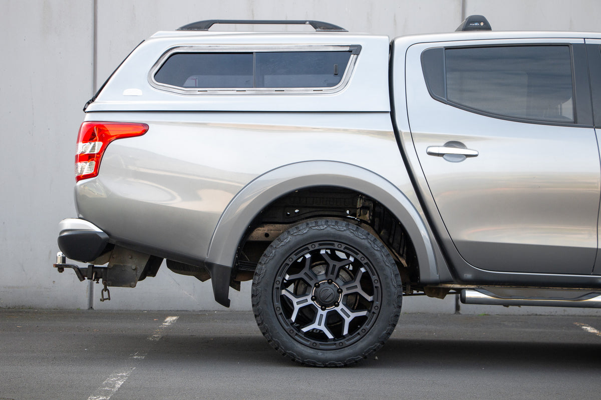 Mitsubishi Triton (2017) on BGW Goliath