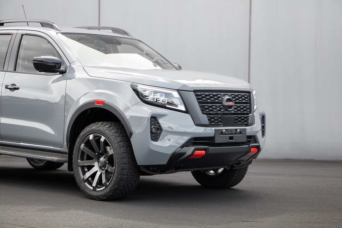 Nissan Navara PRO-4X (2025) on Covert RV3
