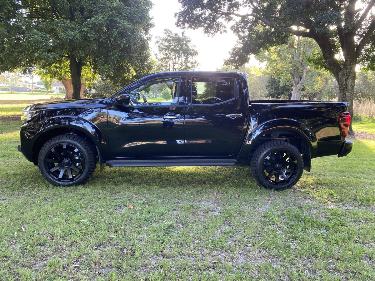 Nissan Navara (2023) on Covert RV3