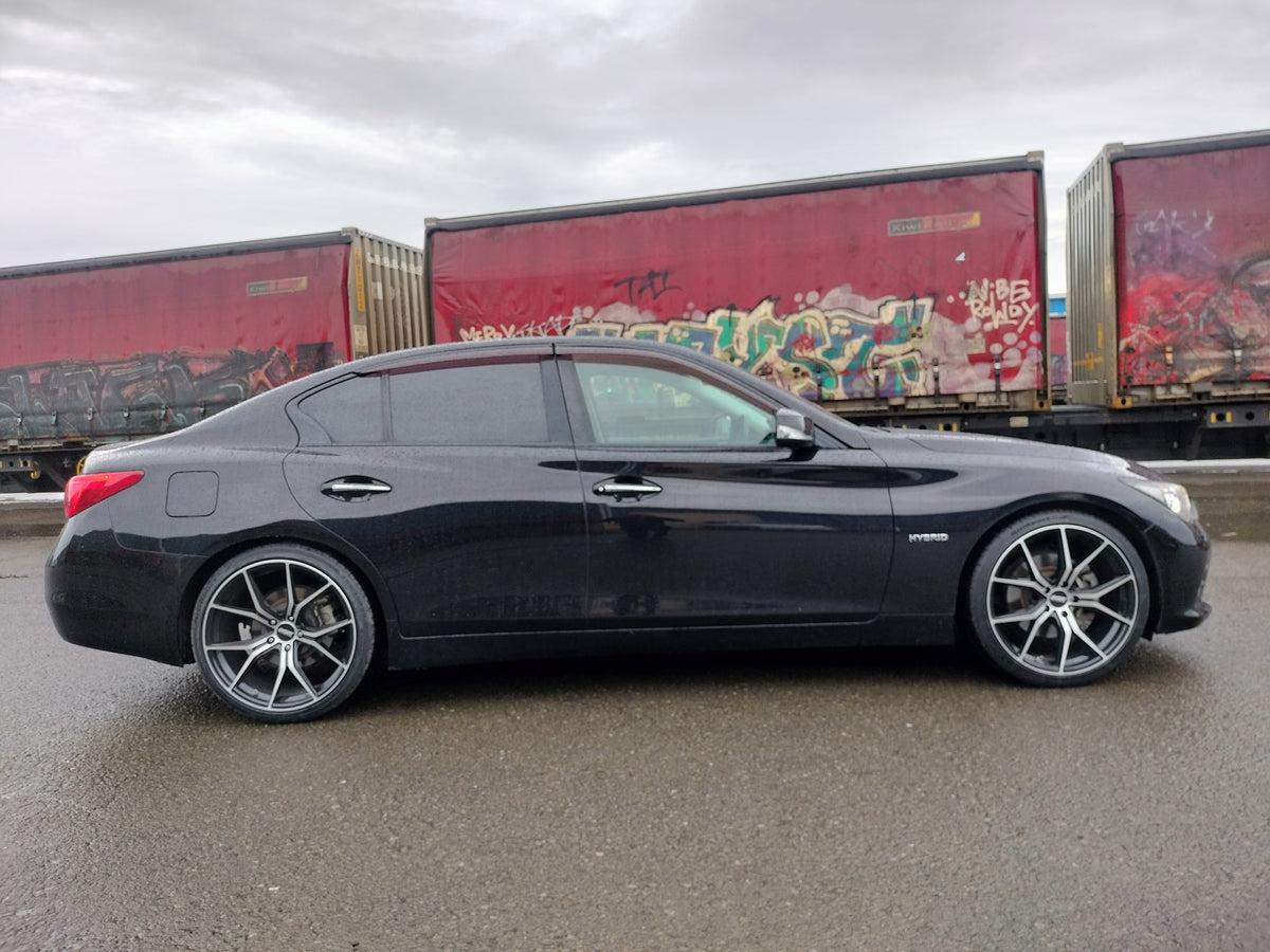 Nissan Skyline 350GT (2014) on BGW Compton