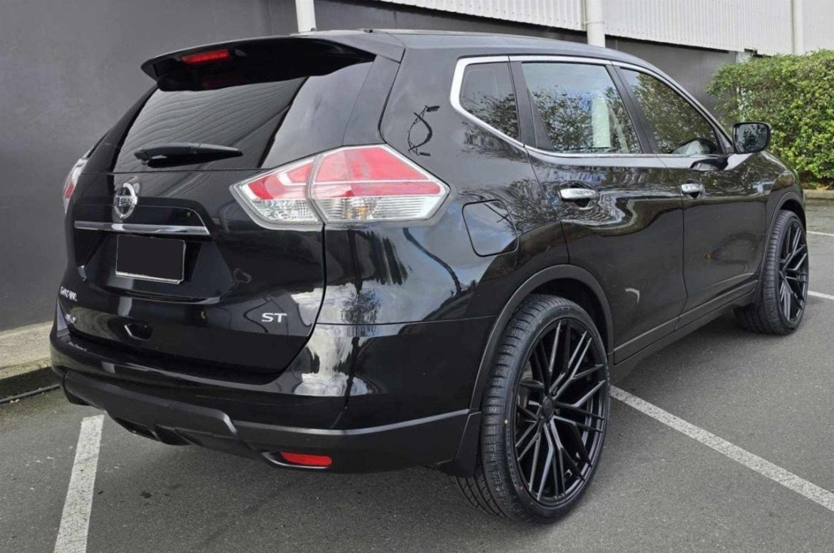 Nissan X-Trail (2015) on BGW Prost