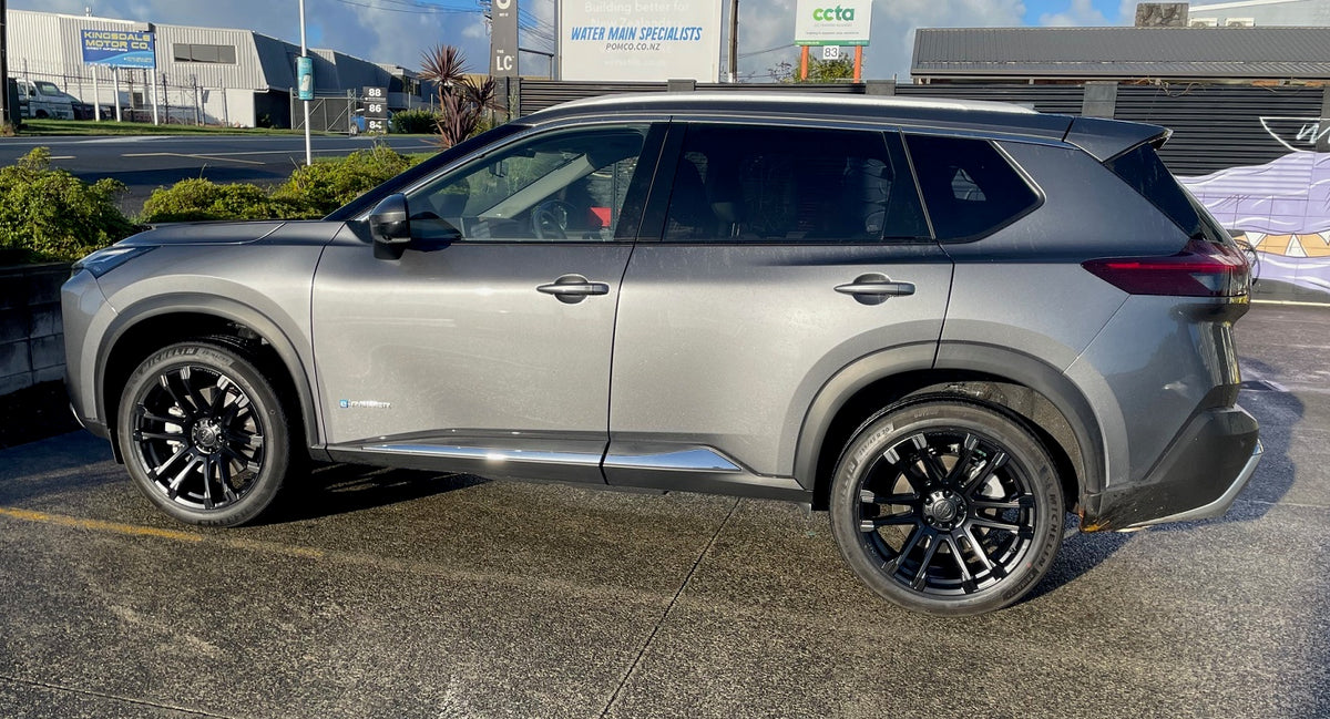 Nissan X-Trail (2025) on COVERT RV4