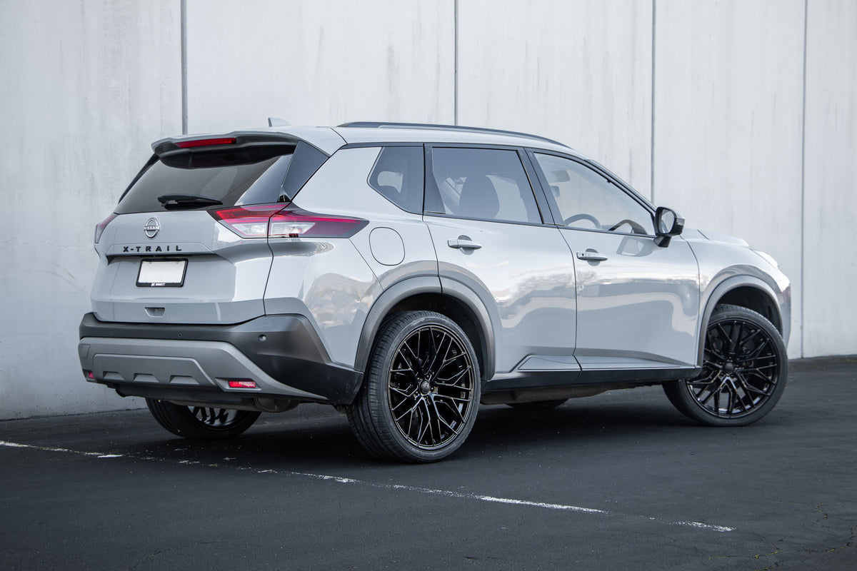 Nissan X-Trail (2022) on BGW Modena