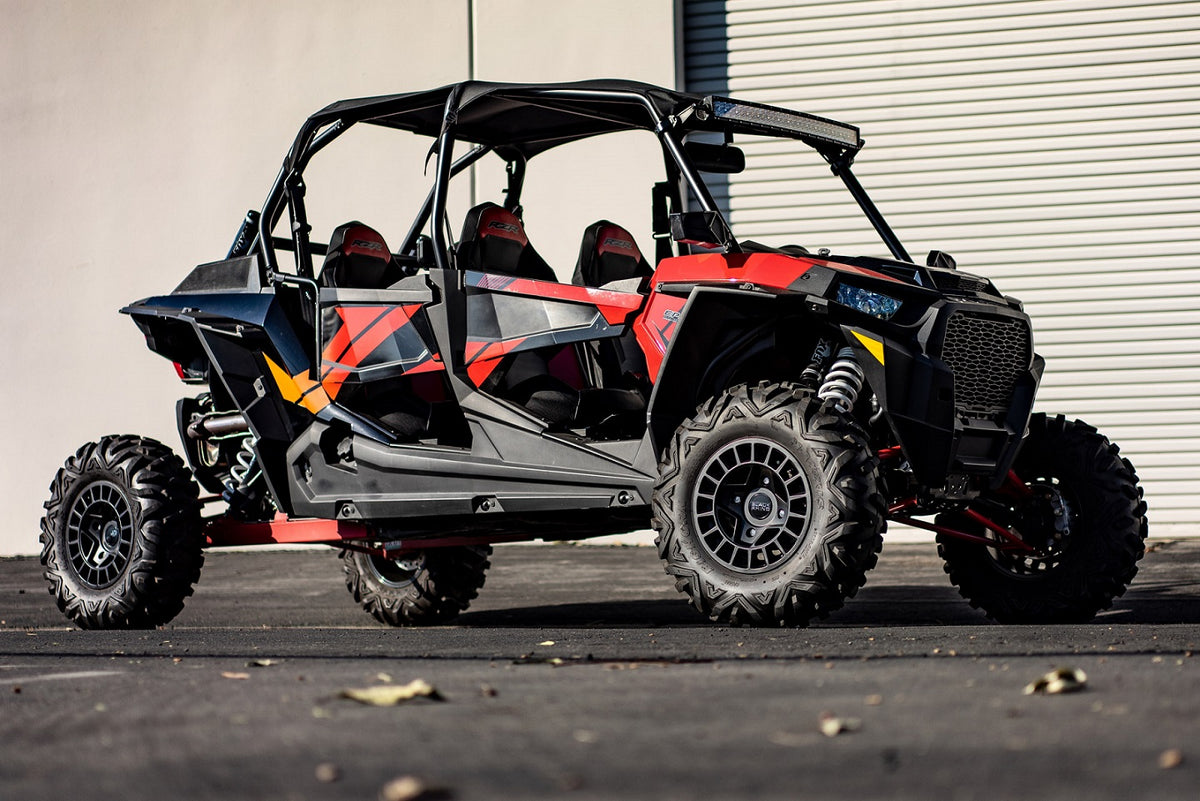 Polaris RZR S4 on Black Rhino York UTV