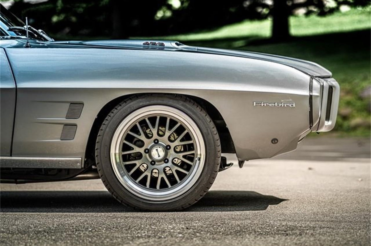 Pontiac Firebird (1969) on Ridler R607