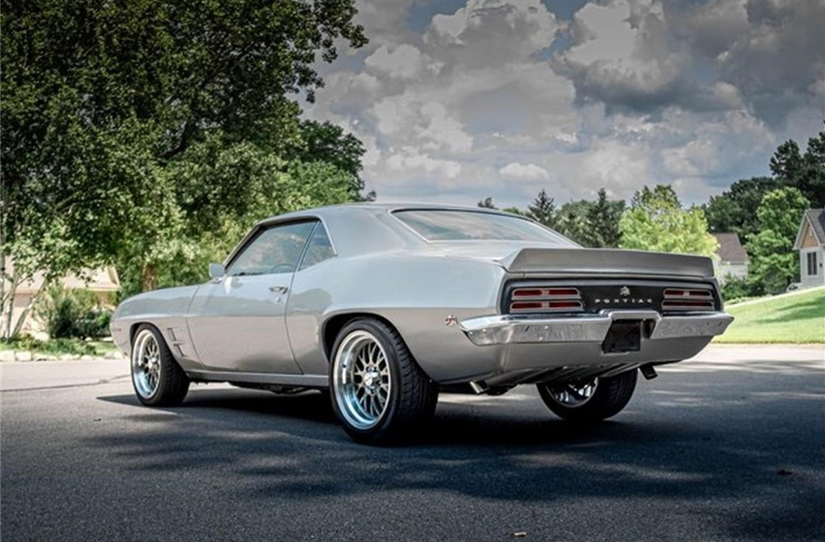 Pontiac Firebird (1969) on Ridler R607