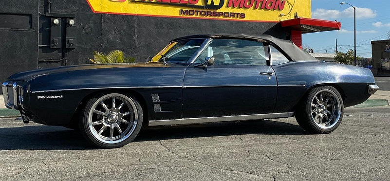 Pontiac Firebird (1969) on Ridler R650