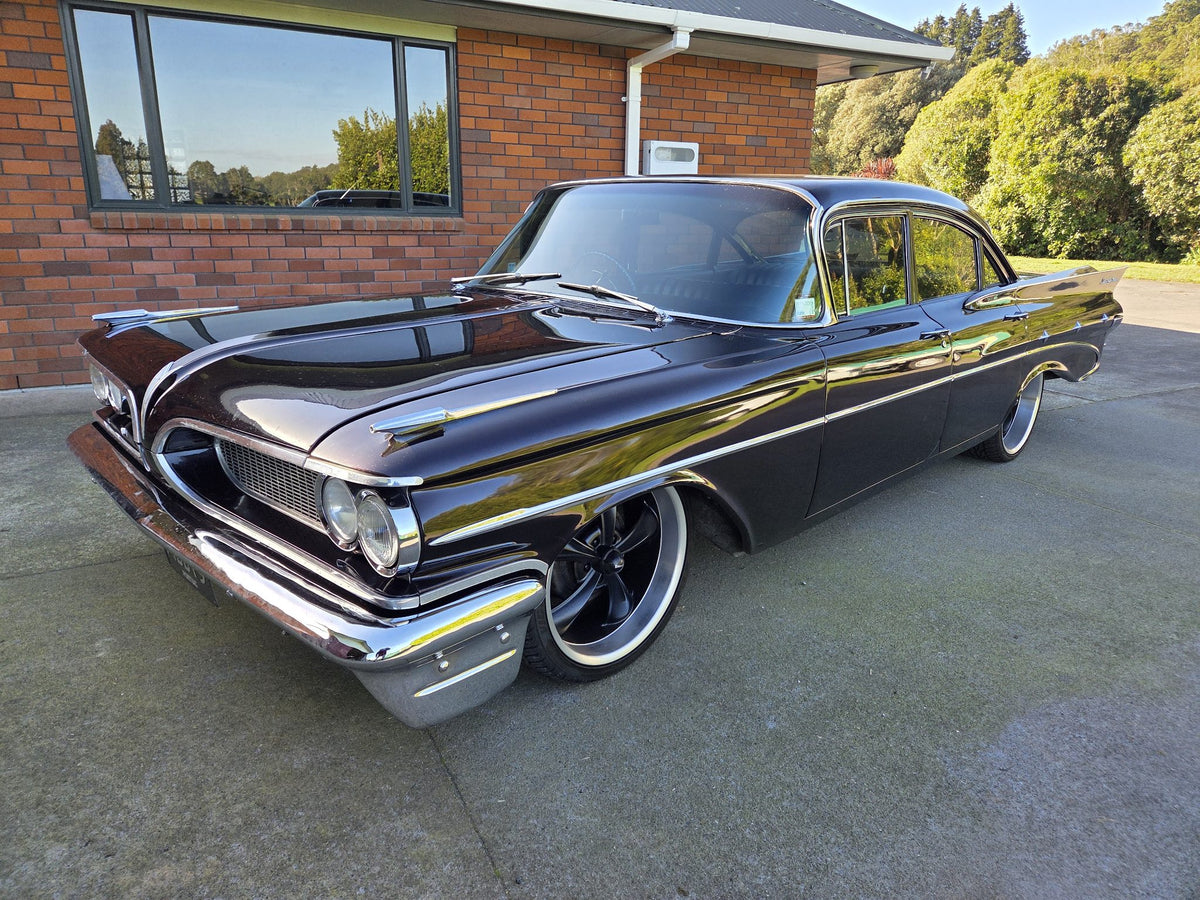 Pontiac Laurentian (1959) on Ridler R695