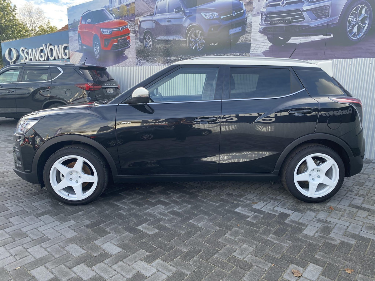 Ssangyong Tivoli (2021) on BGW R5