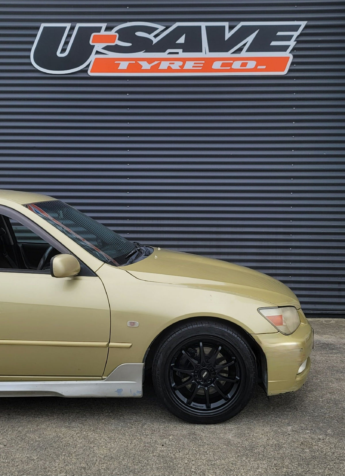Toyota Altezza on BGW JD-10