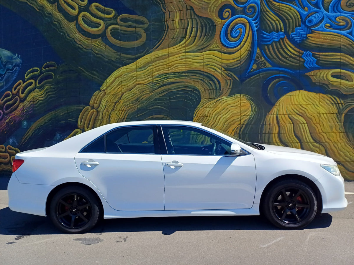 Toyota Aurion (2015) on BGW JD-6