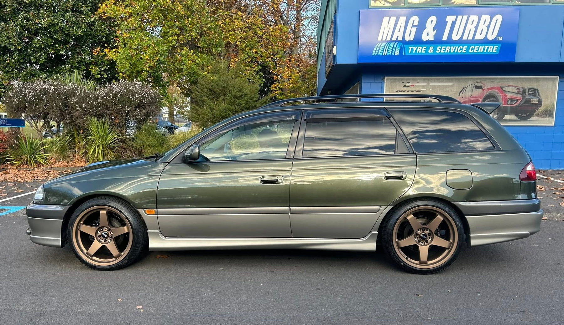 Toyota Caldina (1998) on BGW DC Five