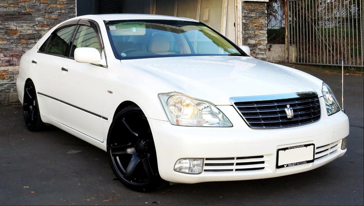 Toyota Crown on BGW Beast