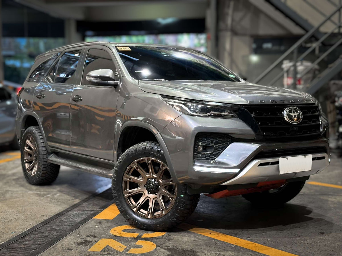 Toyota Fortuner (2024) on Black Rhino Diamondback