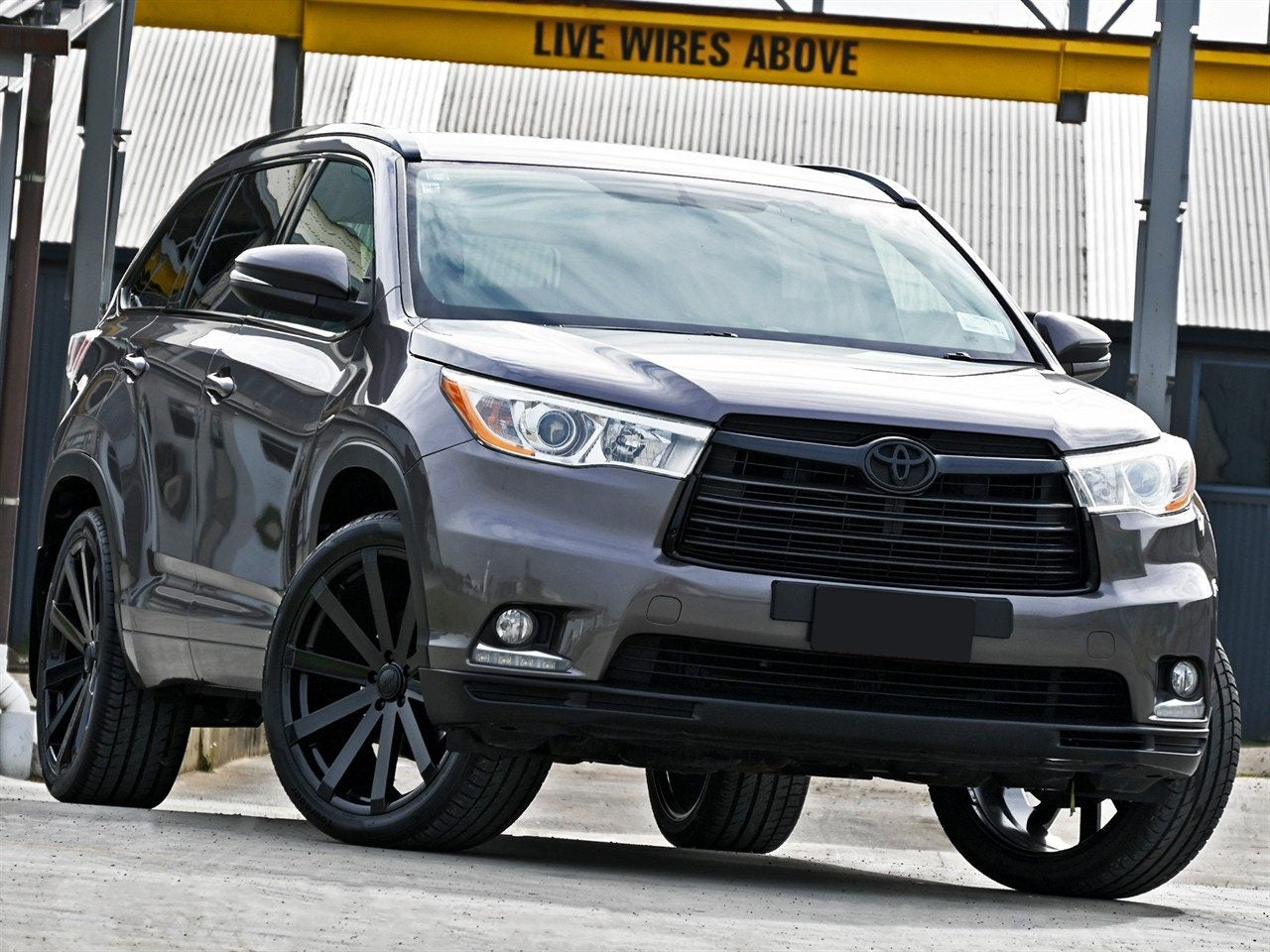 Toyota Highlander (2014) on BGW VM12
