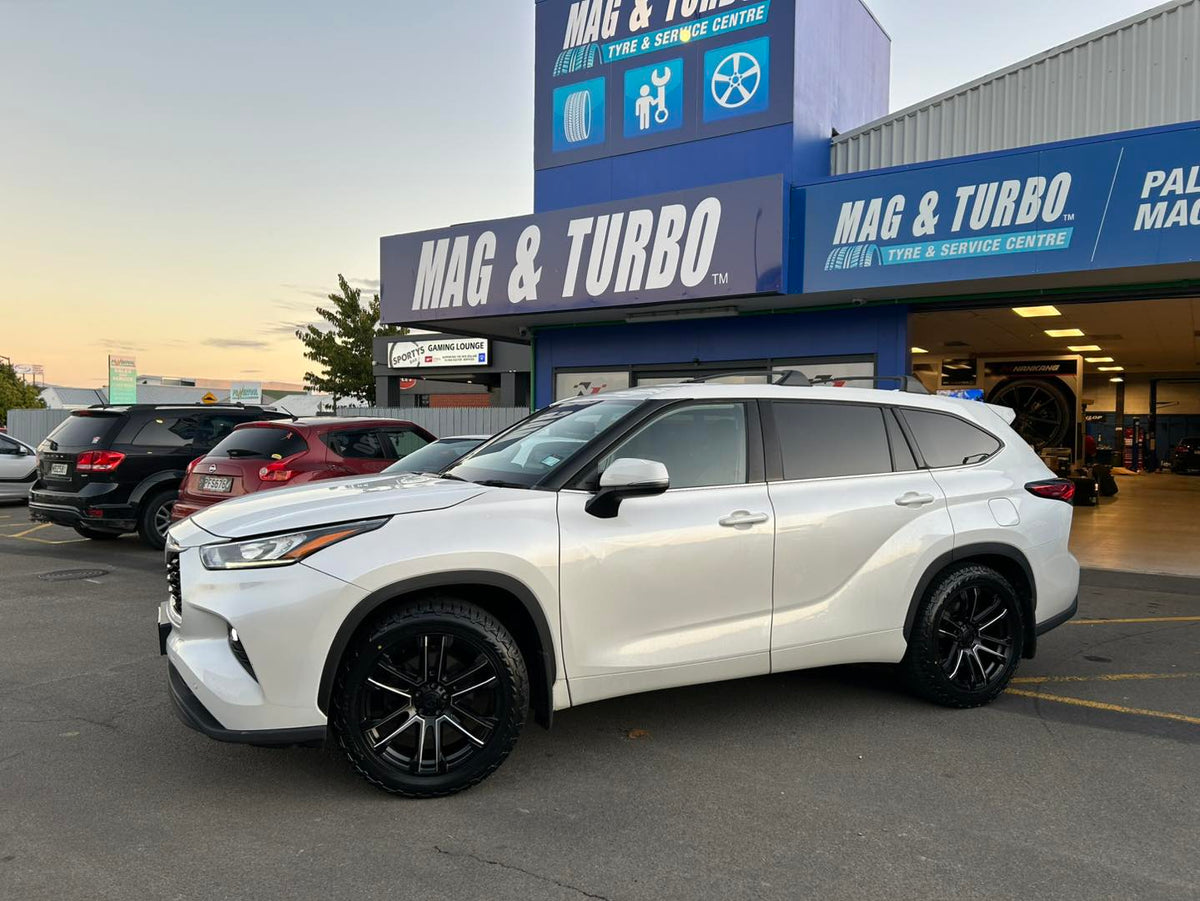 Toyota Highlander (2021) on Covert RV4