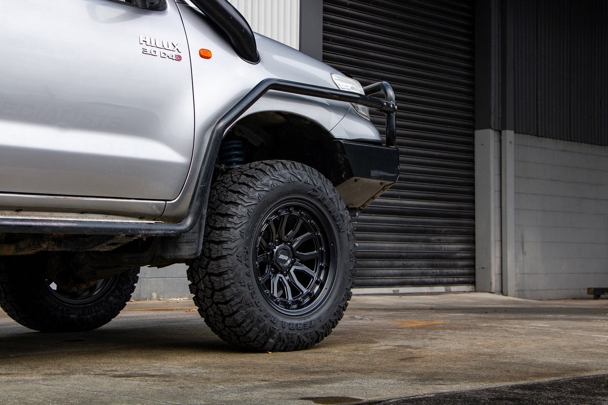Toyota Hilux (2015) on BGW Vulcan
