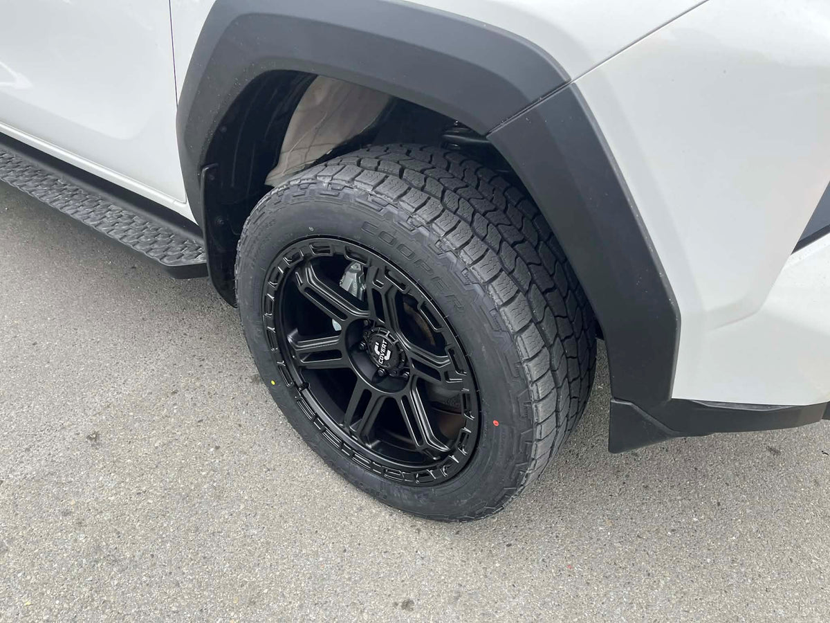 Toyota Hilux (2026) on Covert RV7
