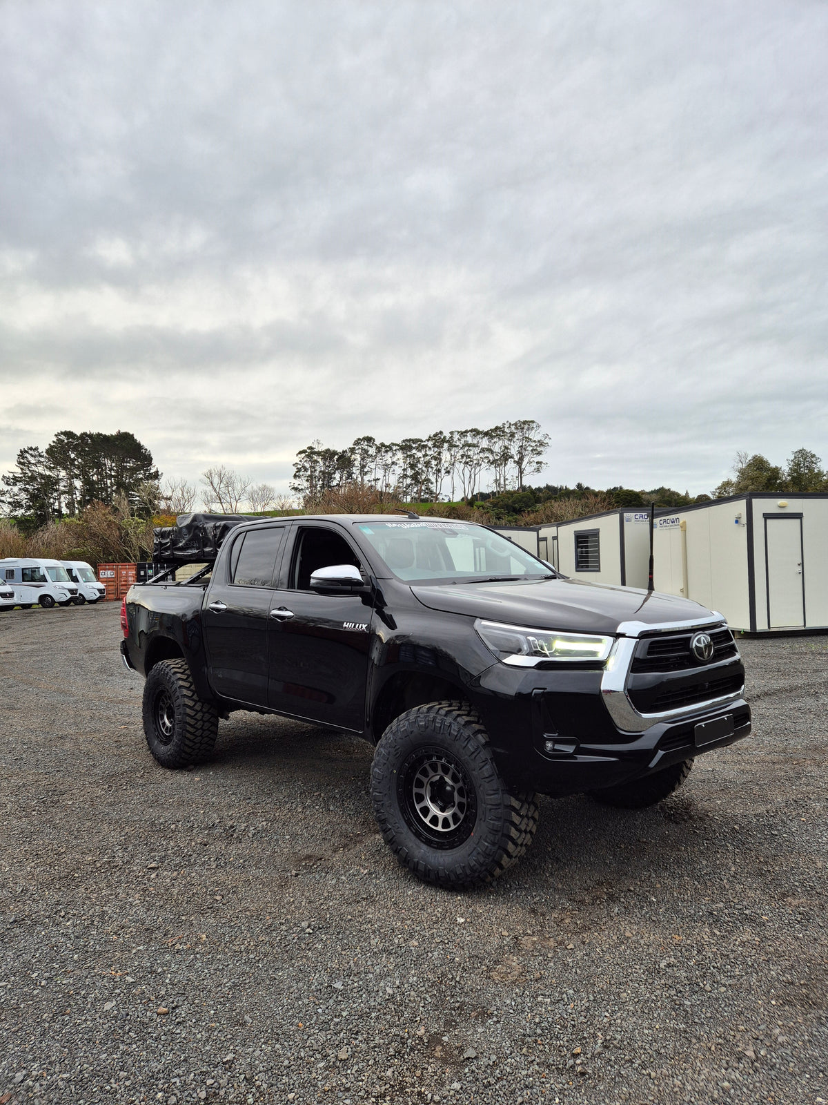 Toyota Hilux SR5 (2024) on ROH Assault