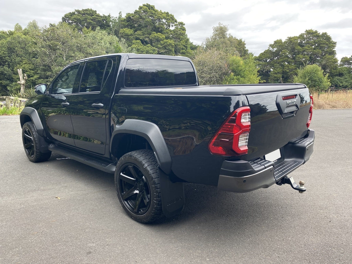 Toyota Hilux SR5 Cruiser (2024) on BGW Beast